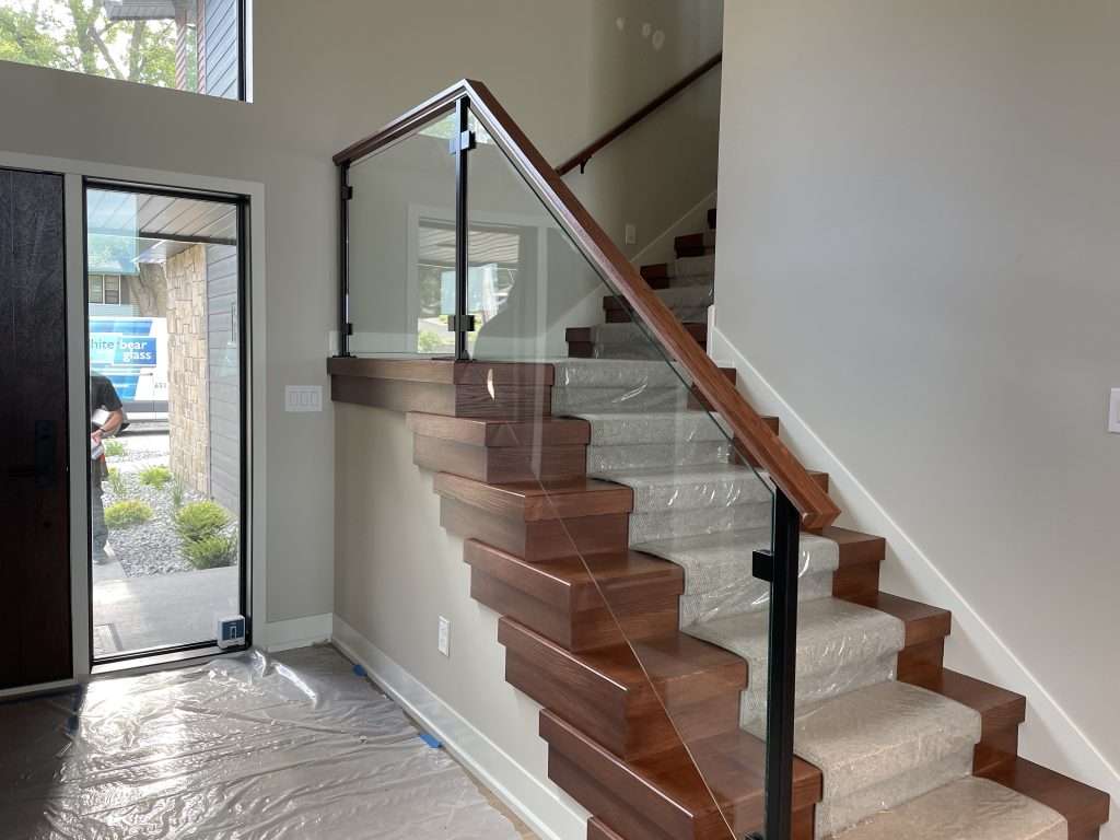 glass panel railing